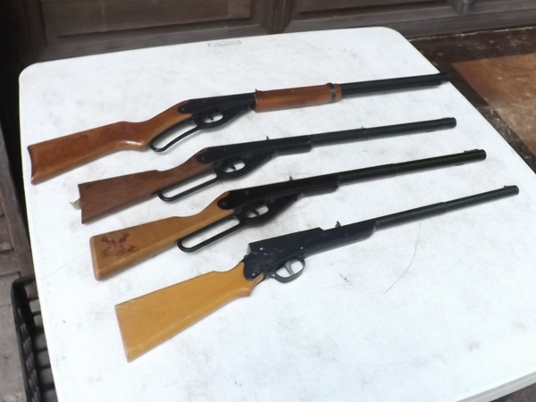 lot 12 image: Lot of 4 Vintage Daisy Red Ryder etc. BB Guns