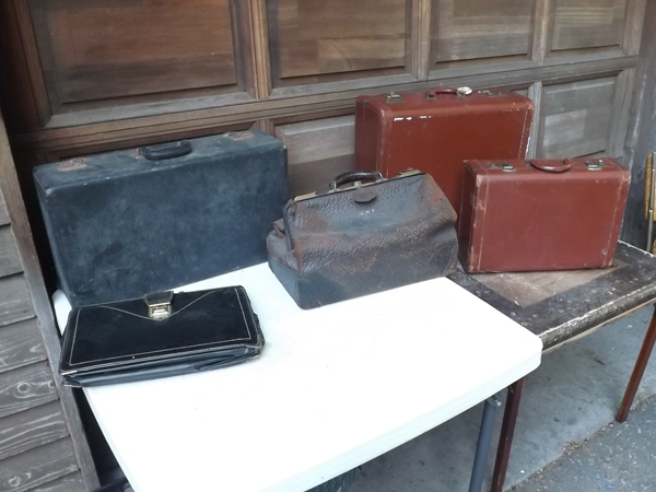 lot 21 image: Lot of Vintage Leather Doctors Bag, Luggage, etc.