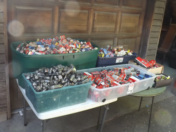 lot 24 image: MASSIVE Lot of ElectronElectronic Tubes