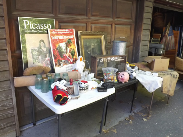 lot 39 image: Large Lot of Misc.