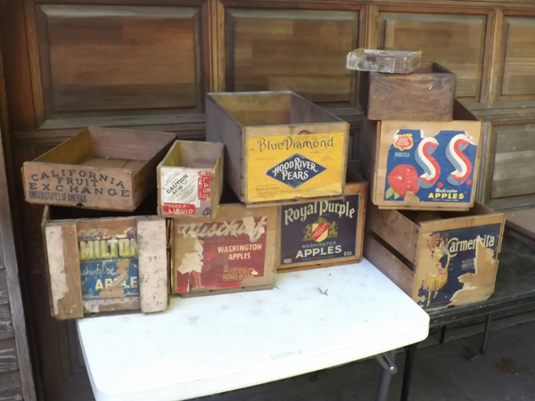 lot 43 image: Lot of 10 Antique Wood Apple etc. Crates