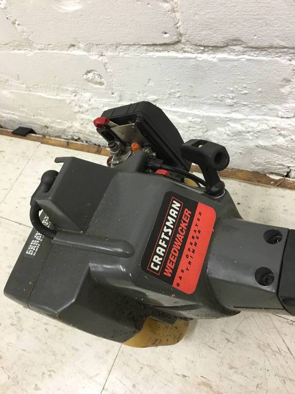 lot 46 image: craftsman weedwacker