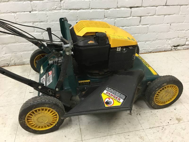 lot 65 image: yardman 21 5.5 6 speed power propelled mower