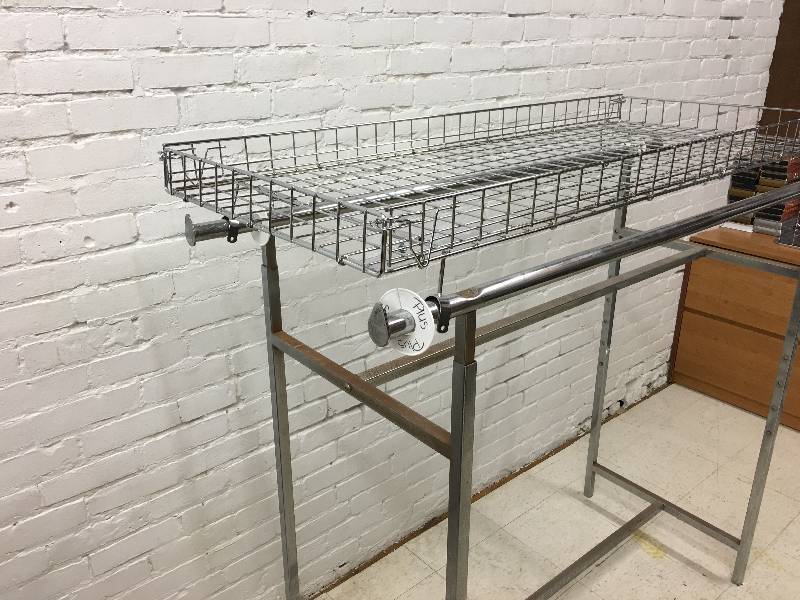 lot 151 image: Parallel Rack Top Basket retail $45