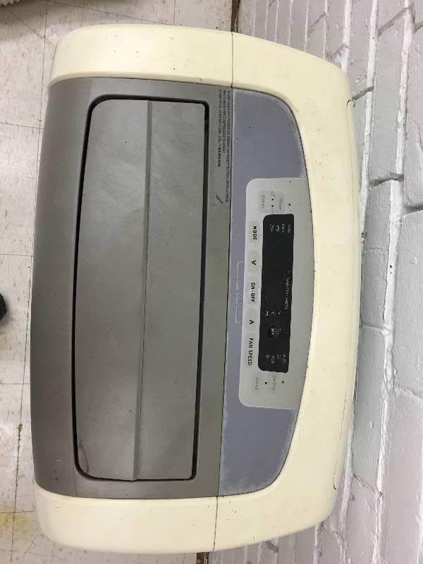 lot 165 image: Frigidaire 11,000 BTU Portable Air Conditioner - White retail $499
