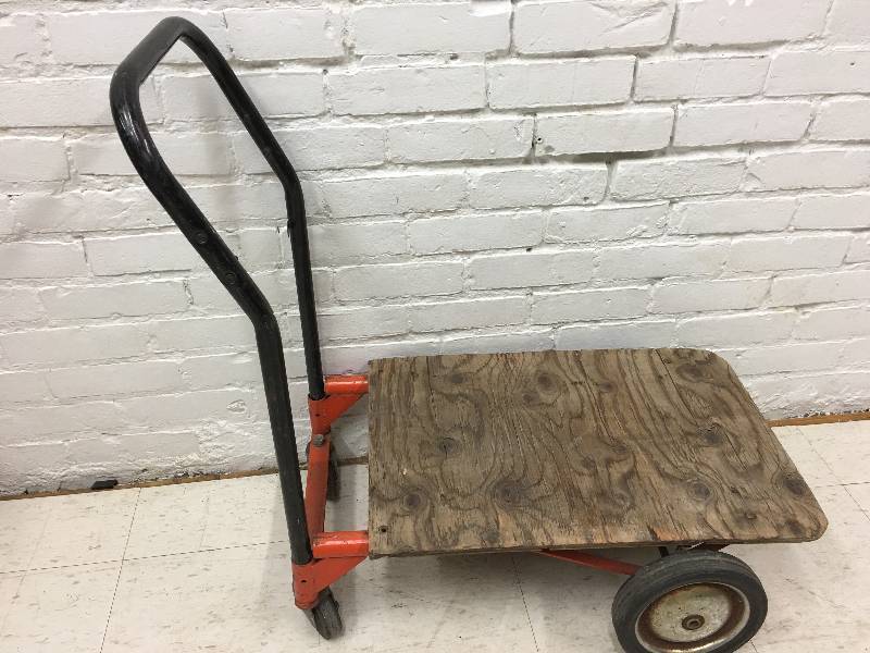 lot 168 image: rolling cart and construction items