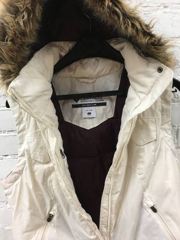 lot 229 image: large columbia coat
