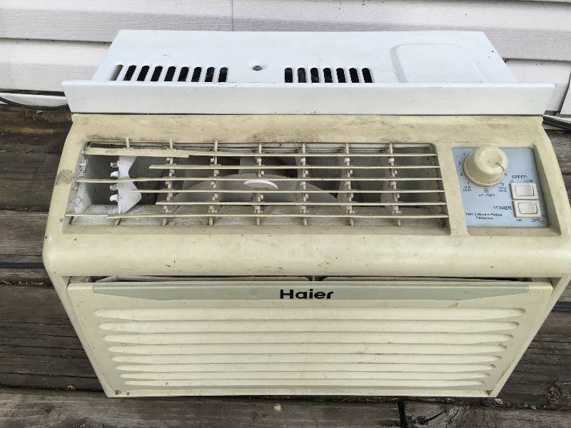 lot 503 image: haier air conditioner