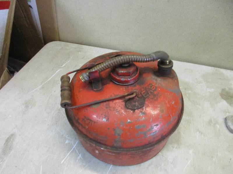 Gas can