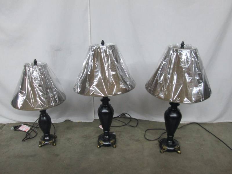 lot 22 image: McLeland Design Tuscany 3-pc. Lamp Set