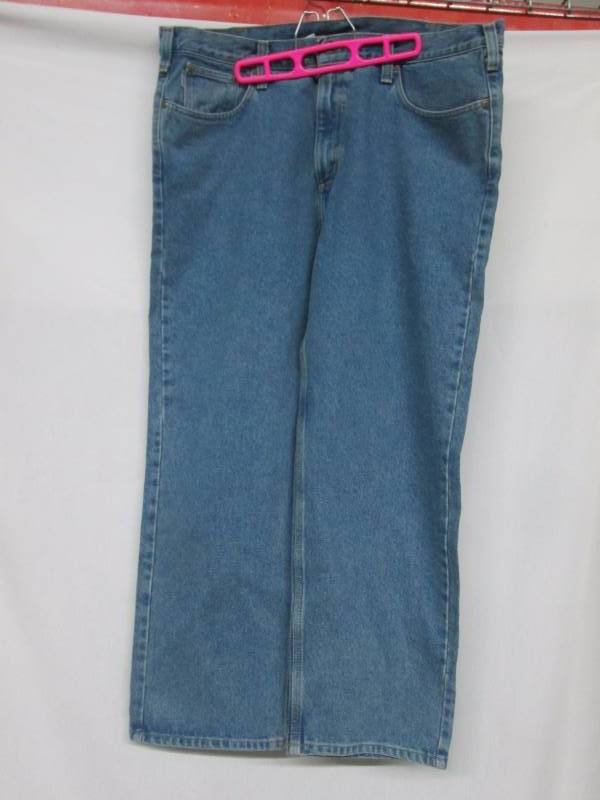 lot 48 image: Carhartt Mens Relaxed Fit Straight Leg Jean