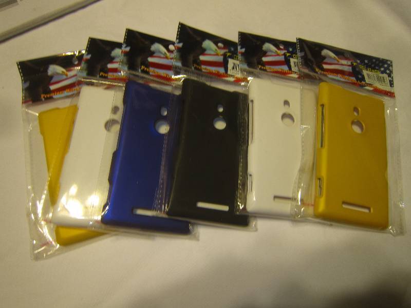 NEW  From a T-MOBILE Store  6 PHONE CASES