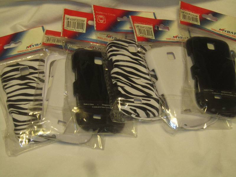 NEW  From a T-MOBILE Store  10 PHONE CASES