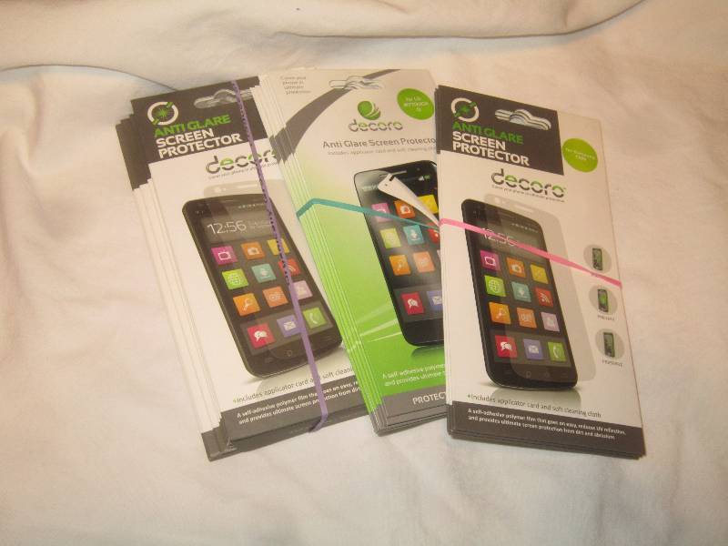 NEW From a T-MOBILE Store 16 SCREEN SAVERS