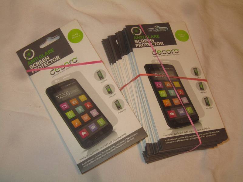 NEW  From a T-MOBILE Store 23 SCREEN SAVERS