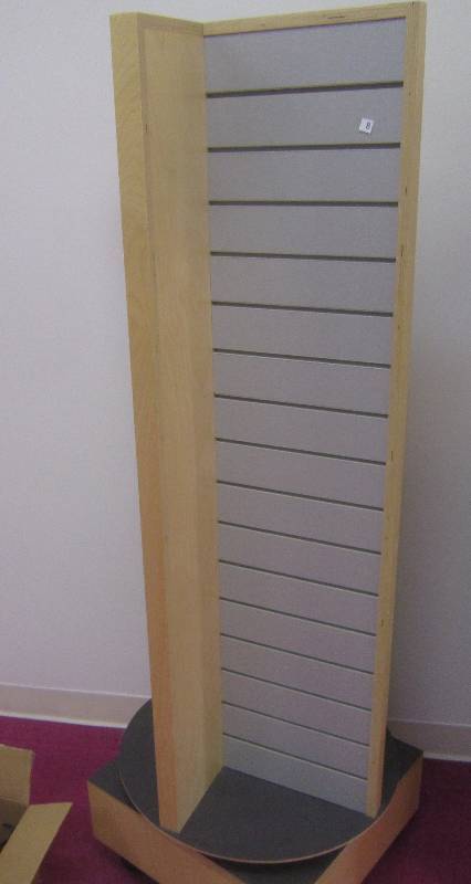 4 SIDED FLOOR SLAT WALL DISPLAY ON WHEELS