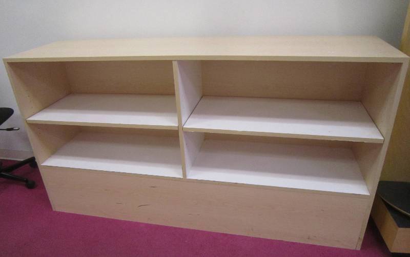 ADJUSTABLE SHELF 18dX38hX70w