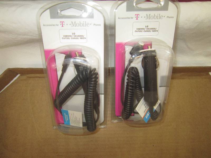 2 LG VX8550 AND MANY MORE CHARGERS