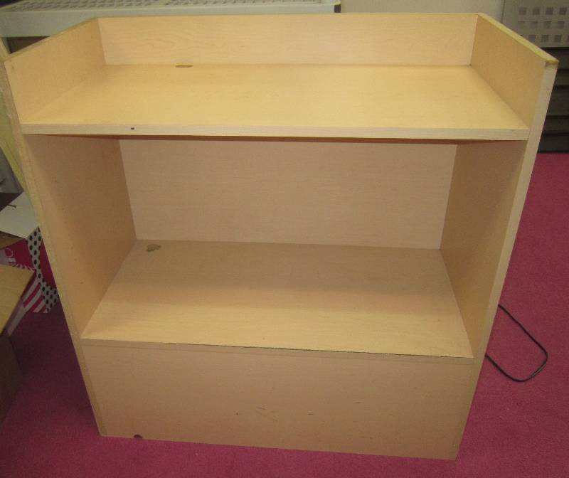 CABINET 36 X 18 X 37.5
