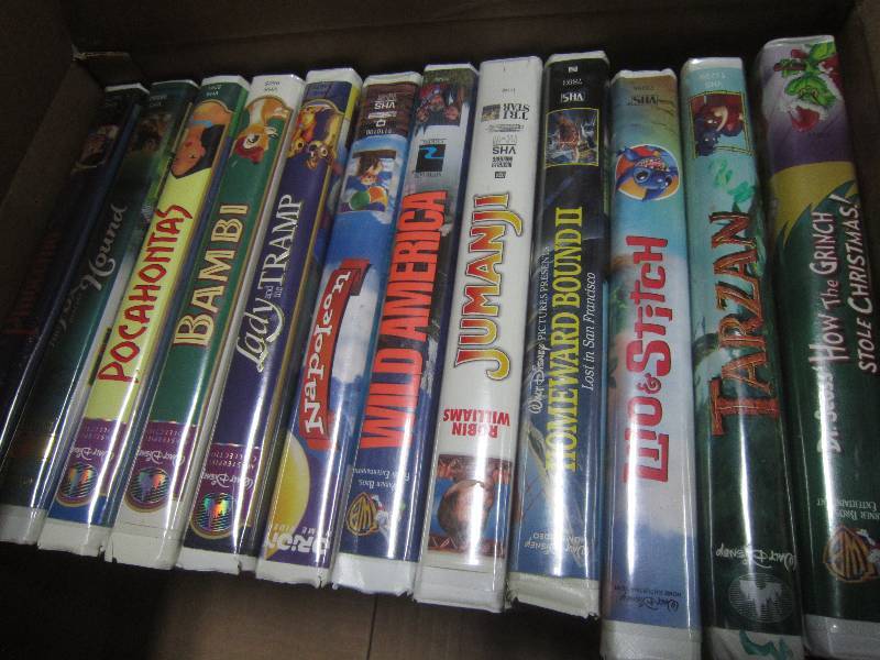 12 DISNEY VHS TAPES