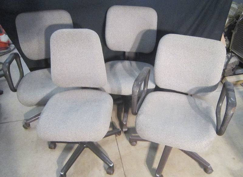 SET OF 4 OFFICE CHAIRS BY UNITED CHAIR COMPANY