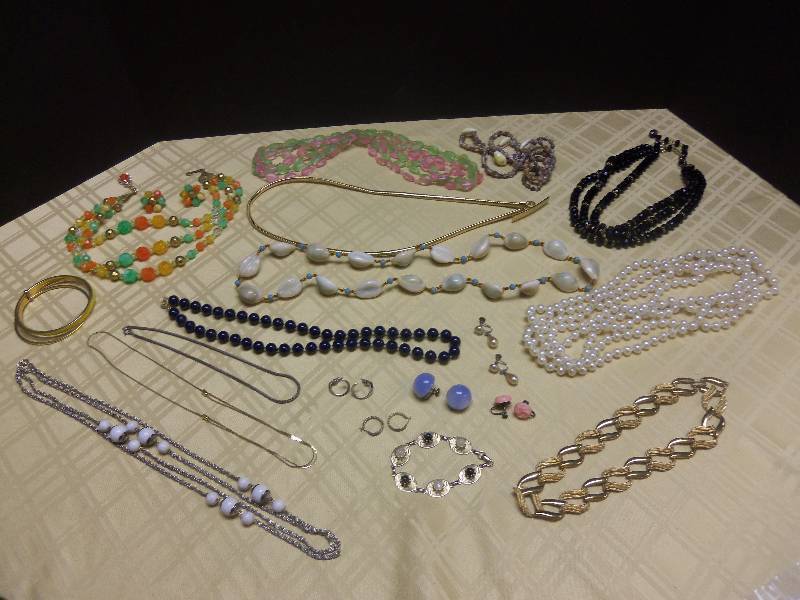 Vintage Costume Jewelry