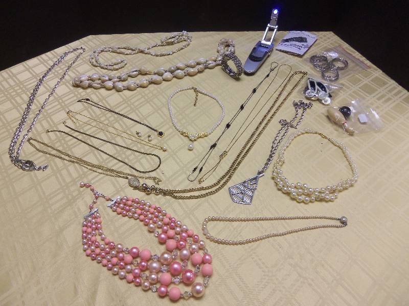 Vintage Costume Jewelry