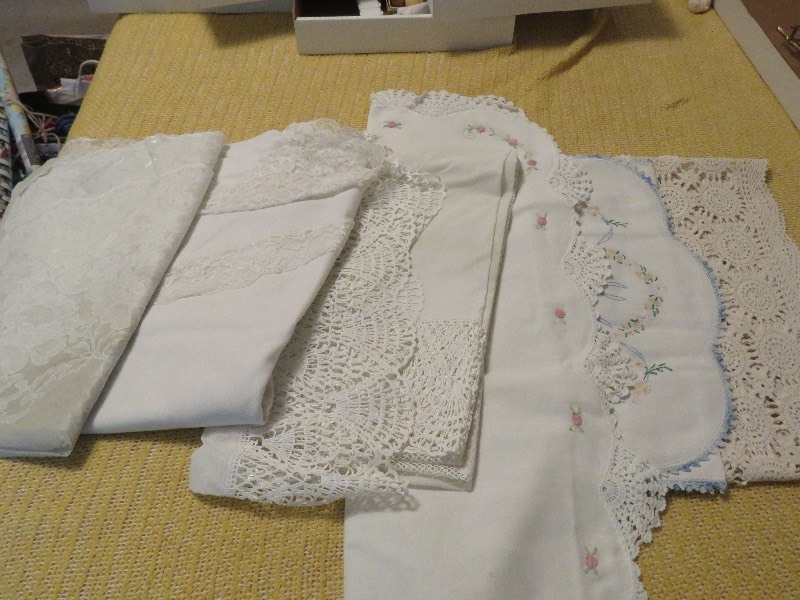 Assorted Linens