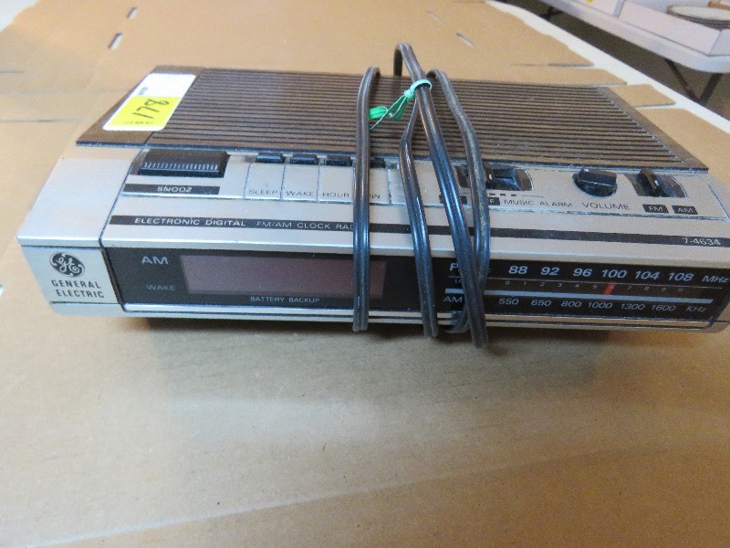 General Electric Alarm Clock