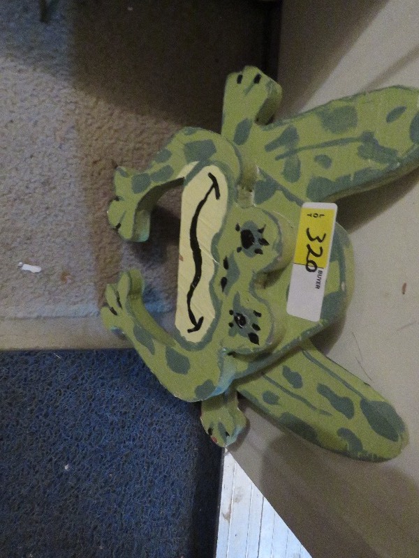Outdoor Frog Dcor
