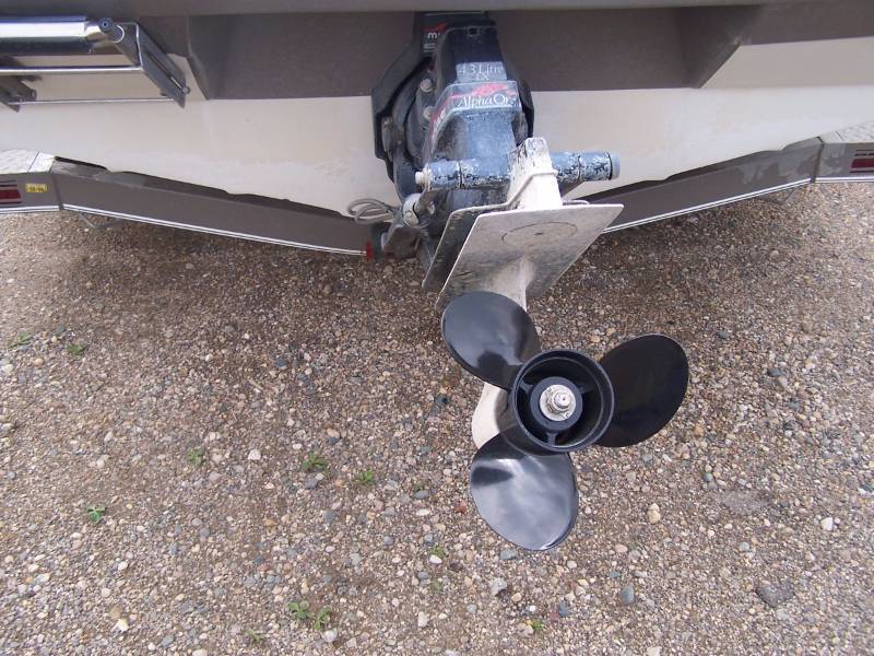 lot 3 image: 1995 Mariah 180 Boat