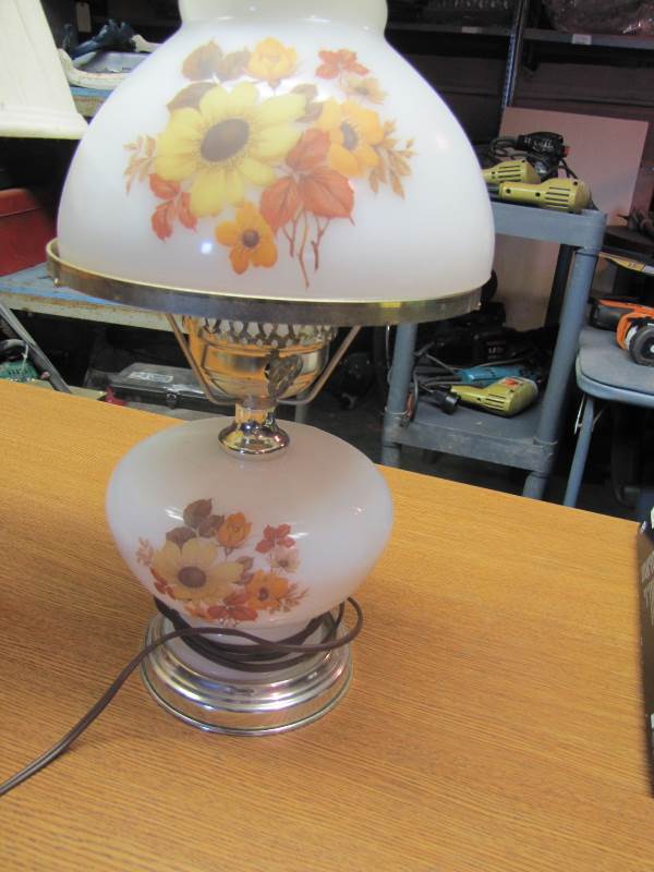 3 Working Retro Lamps
