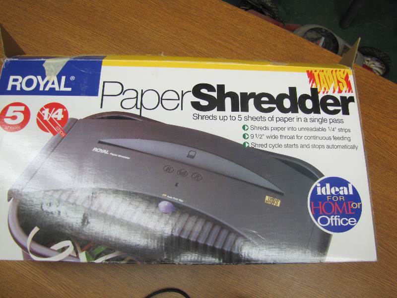 Royal Paper Shredder