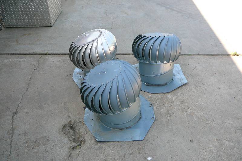 lot 13 image: Roof Turbine Vents 12