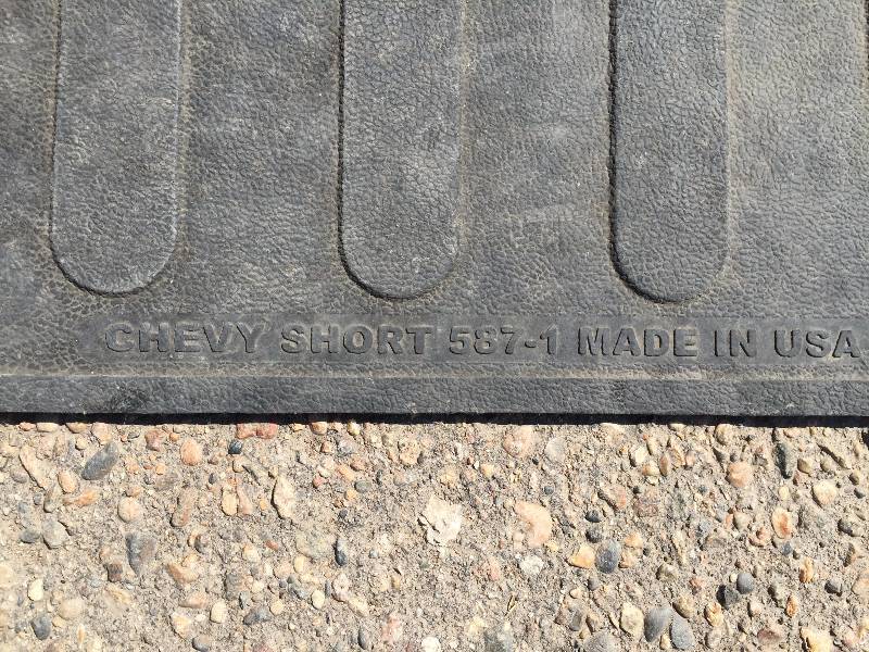 BED MAT SHORT BOX CHEVROLET