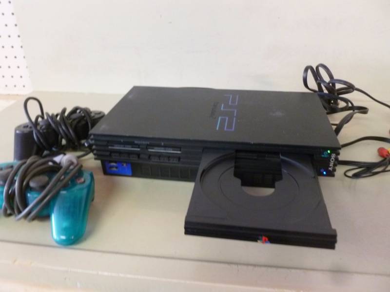 Playstation 2 Game Console