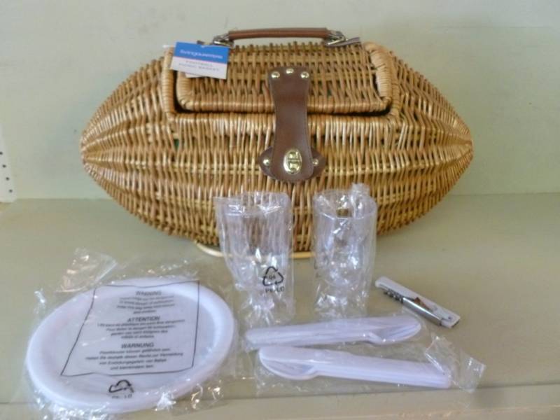 Picnic Basket Set