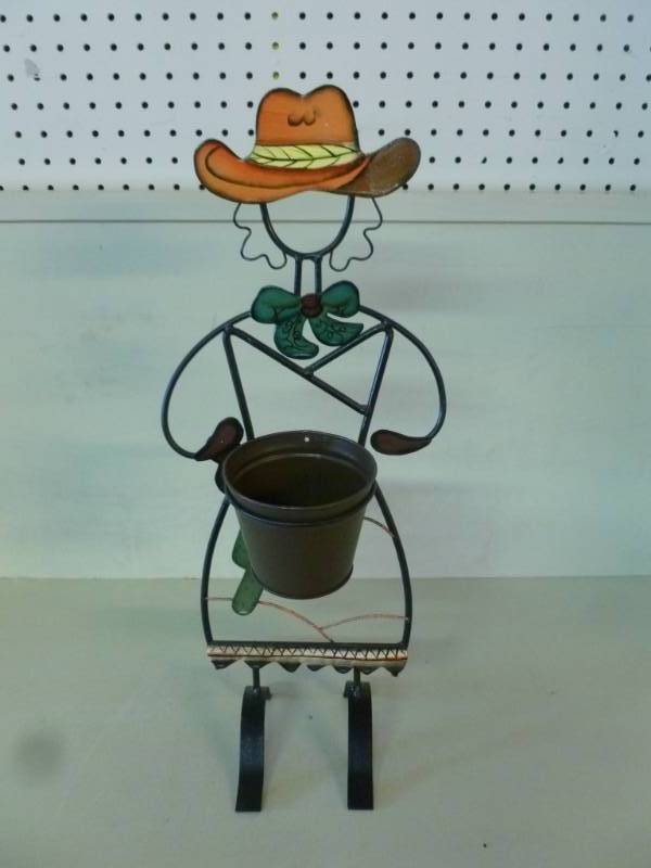 Metal Art Planter