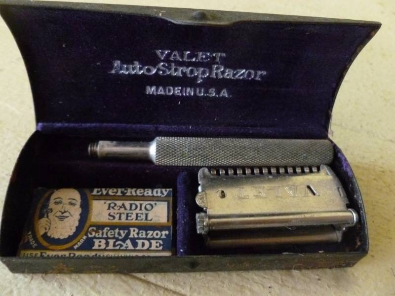Vintage Shaving Razor