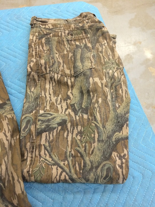 Camo Hunting pants and jacket  XL