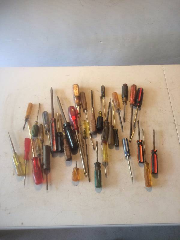 Screw Drivers