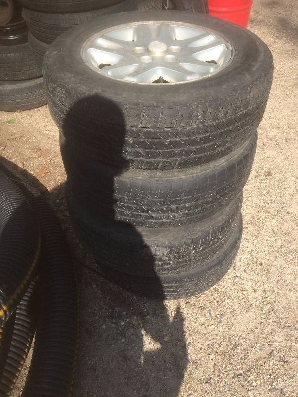 Dodge Intrepid Rims and tires