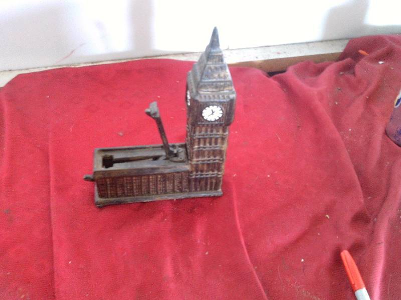 lot 113 image: CAST IRON BIG BEN BANK