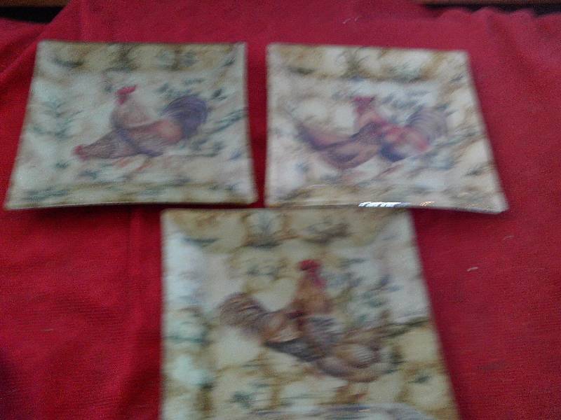 lot 129 image: 3 SQUARE ROOSTER PLATES