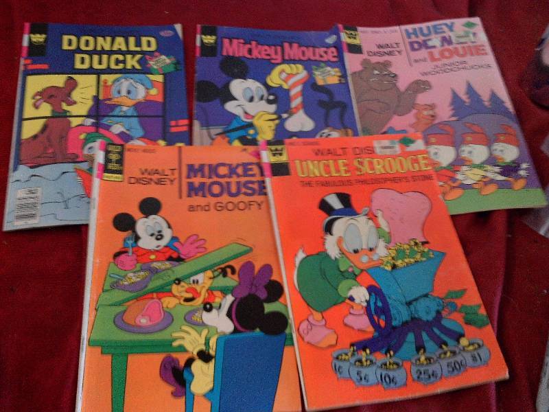 lot 131 image: COLLECTIBLE WALT DISNEY COMICS