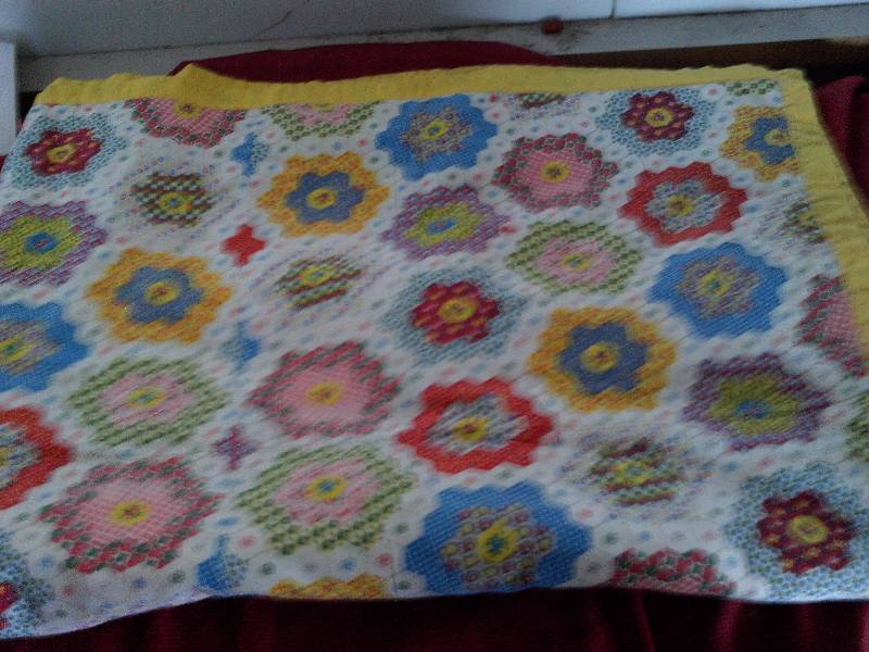 lot 143 image: vintage hand sewn blanket