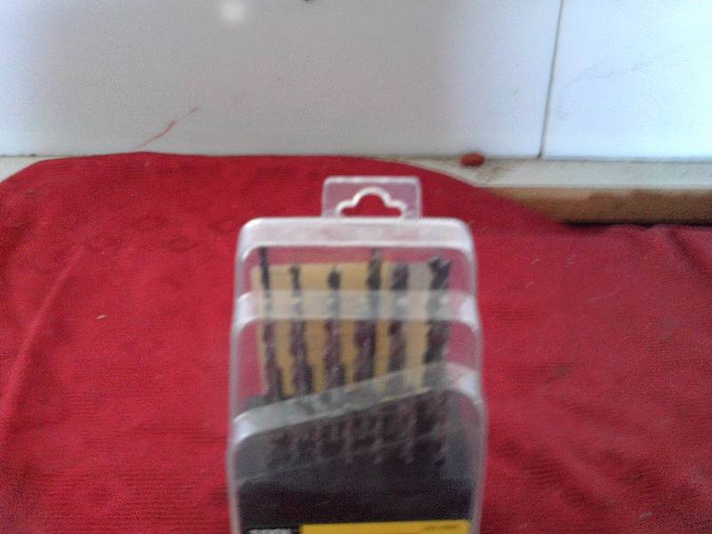 lot 148 image: tool shop drill bit set