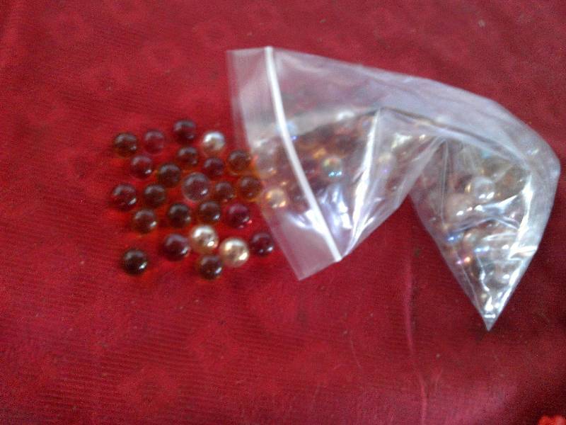 lot 157 image: collectible marbles