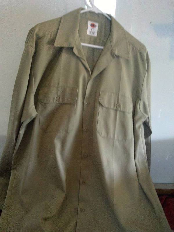 lot 165 image: 2 dickies long sleeved tall work shirts