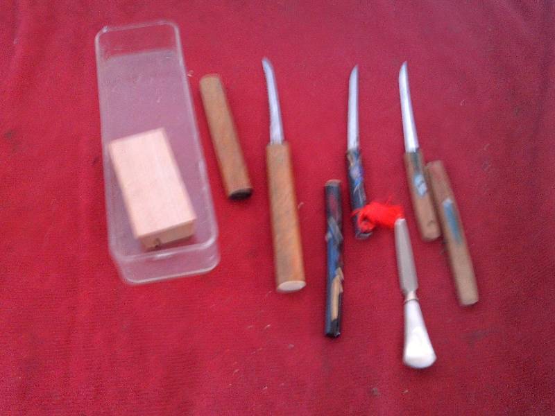 lot 179 image: collectible letter openers